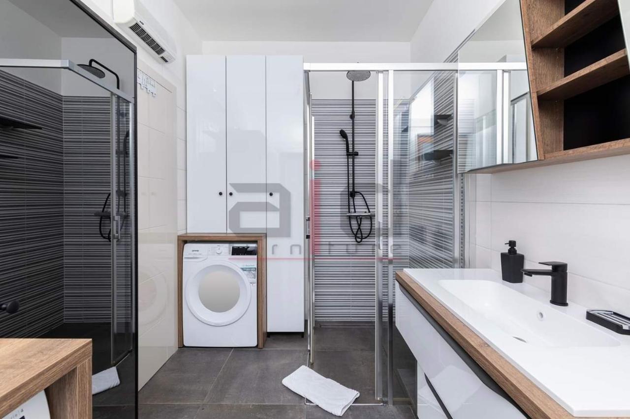 Pula Porta Aurea & Wellness Oasis Apartment Ngoại thất bức ảnh