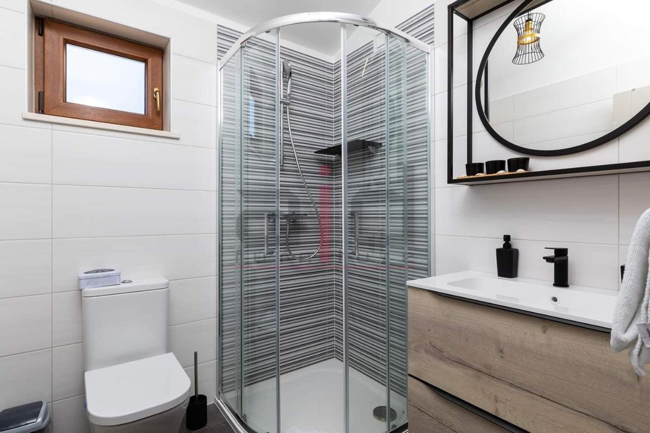 Pula Porta Aurea & Wellness Oasis Apartment Ngoại thất bức ảnh